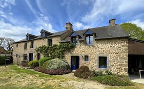 La grande maison dans la prairie